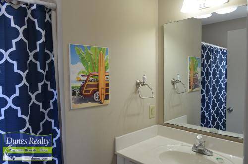 Bedroom 6 bath Bedroom 6 bath