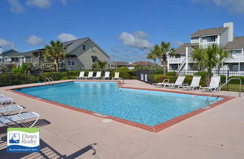 Lounge by the Pool! Lounge by the Pool!