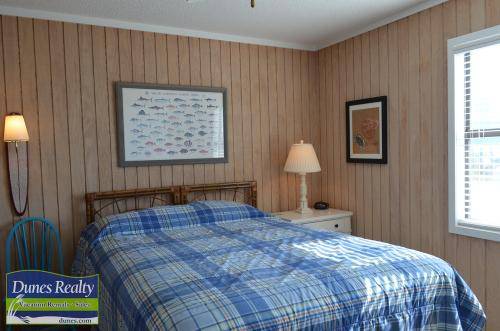 Bedroom 2 (Q) Bedroom 2 (Q)