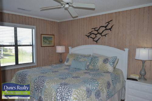 Bedroom 1 (K) Bedroom 1 (K)