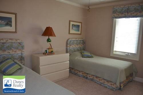 Bedroom 3 Up - 2 Singles Bedroom 3 Up - 2 Singles