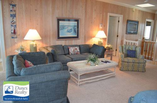 Lots of Seating Lots of Seating