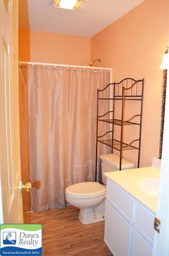 Hall Bathroom 2 Hall Bathroom 2