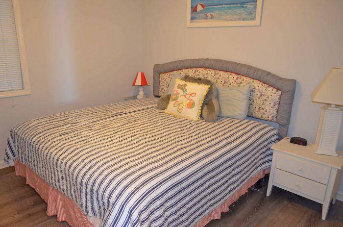 Bedroom 2 with a King Bed Bedroom 2 with a King Bed