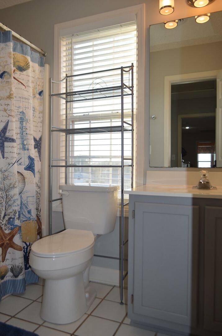 Upstairs Bathroom has a Shower/Tub Combo Upstairs Bathroom has a Shower/Tub Combo