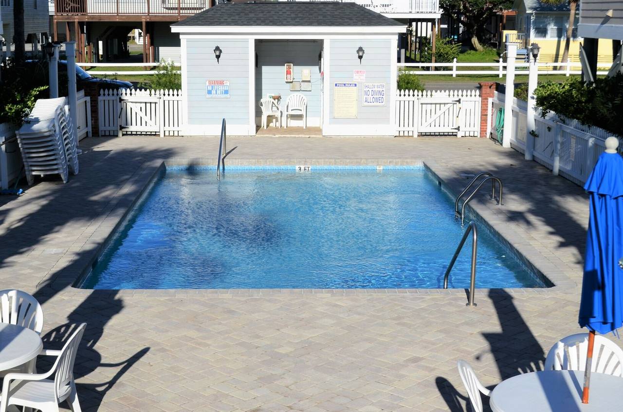 Pool is Open from Easter/April 1 to October 1 Pool is Open from Easter/April 1 to October 1