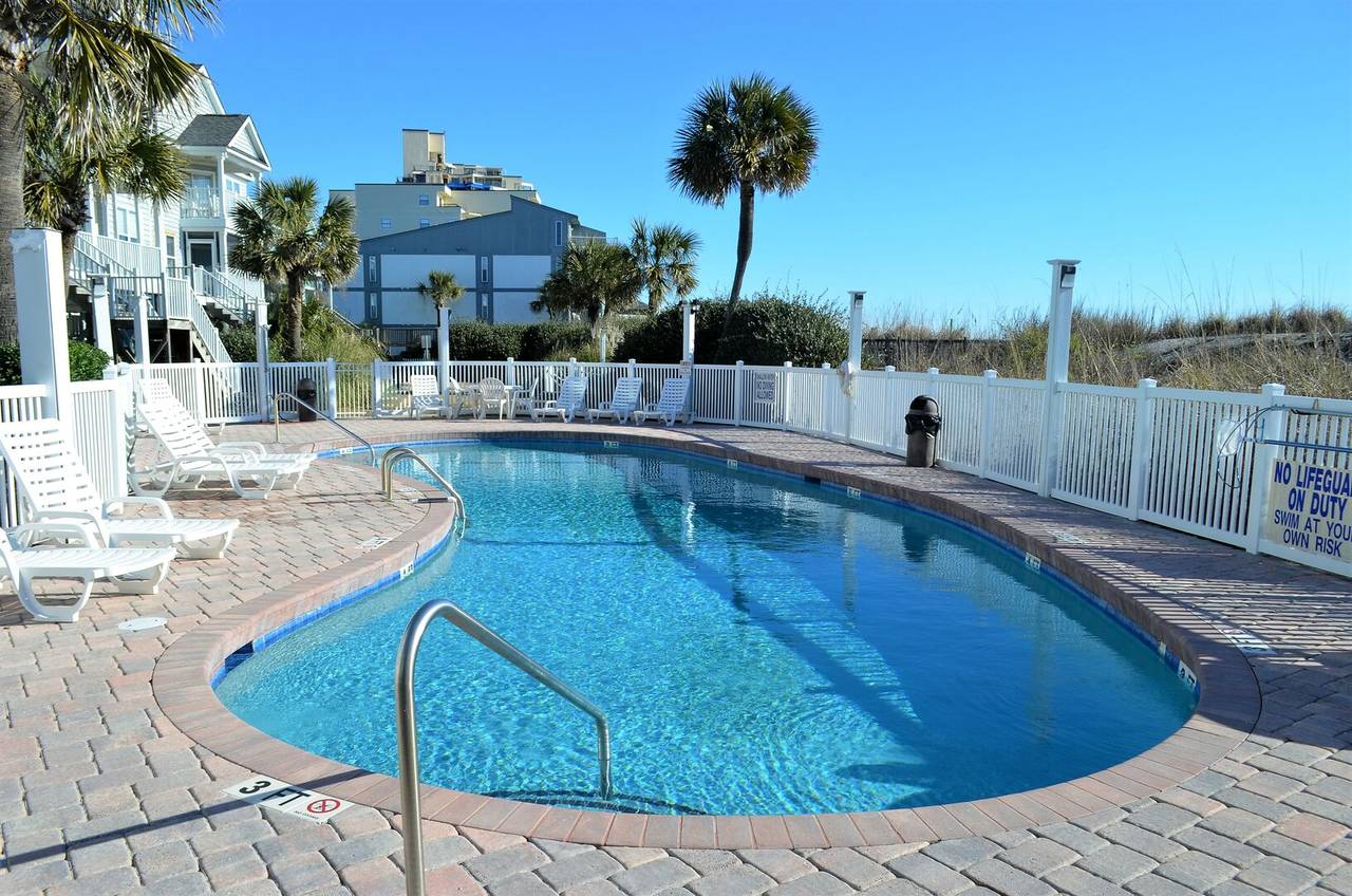 Lounge By the Pool! Lounge By the Pool!