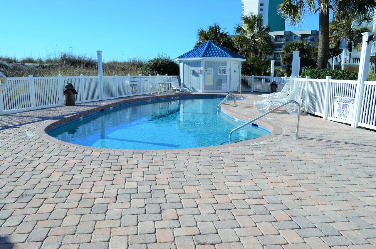 Spacious Pool Area Spacious Pool Area