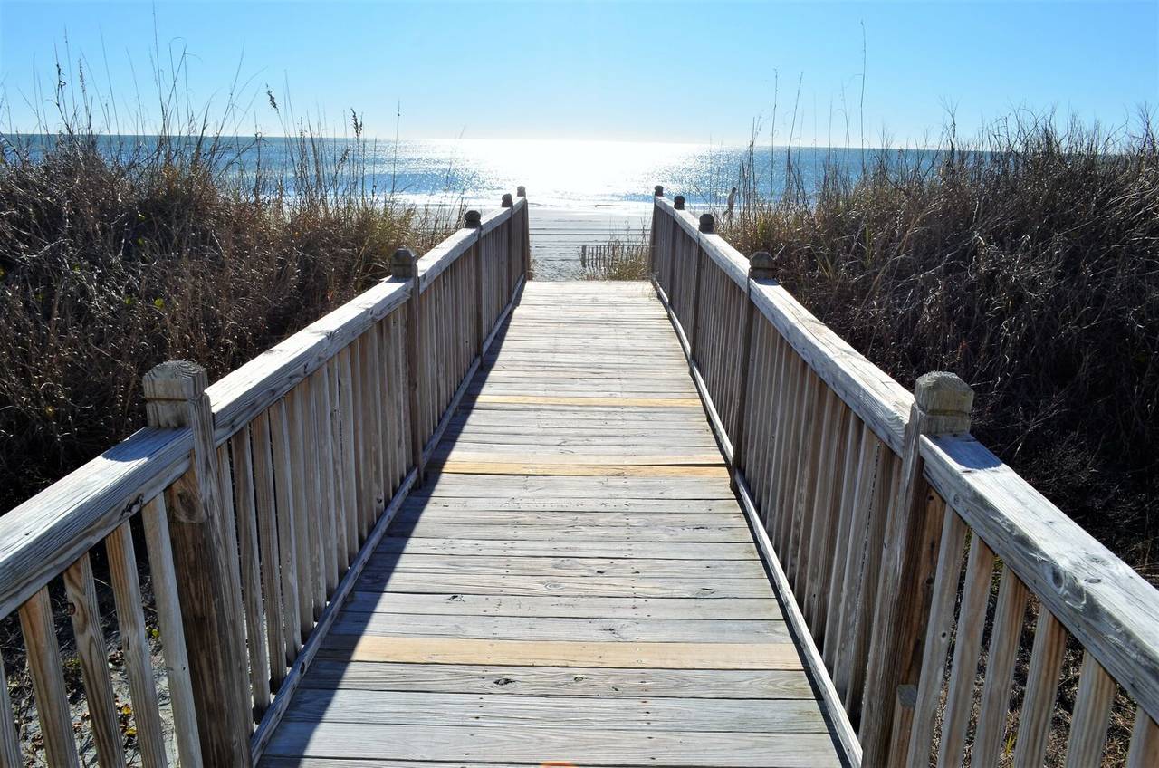 Walkway to the Beach Walkway to the Beach