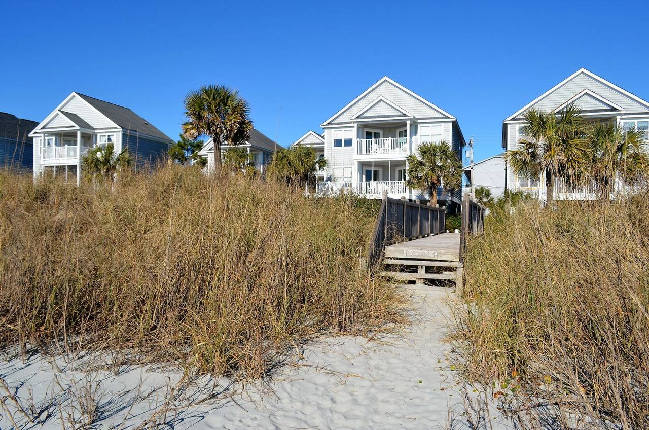 Steps Away from Garden City Beach! Steps Away from Garden City Beach!