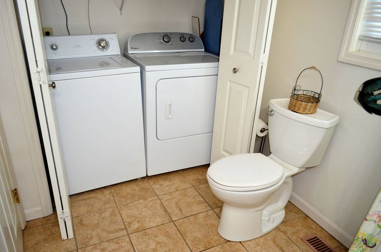 Full Size Washer & Dryer Located in Bathroom 1 Full Size Washer & Dryer Located in Bathroom 1
