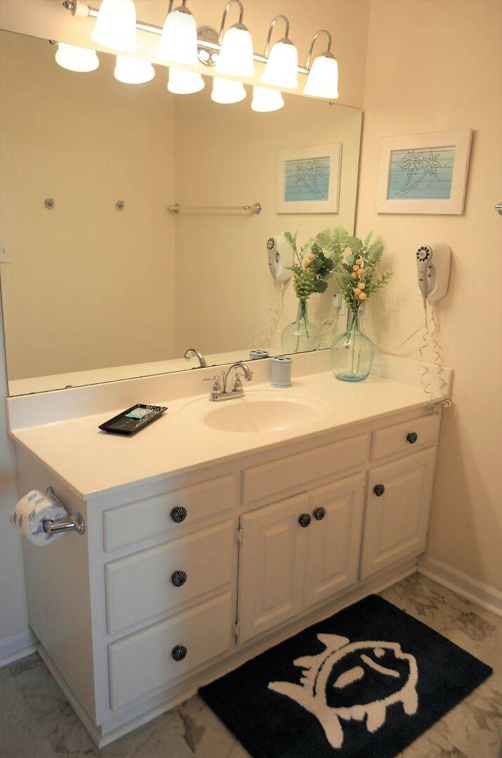 Bedroom 2 Bathroom with single vanity Bedroom 2 Bathroom with single vanity