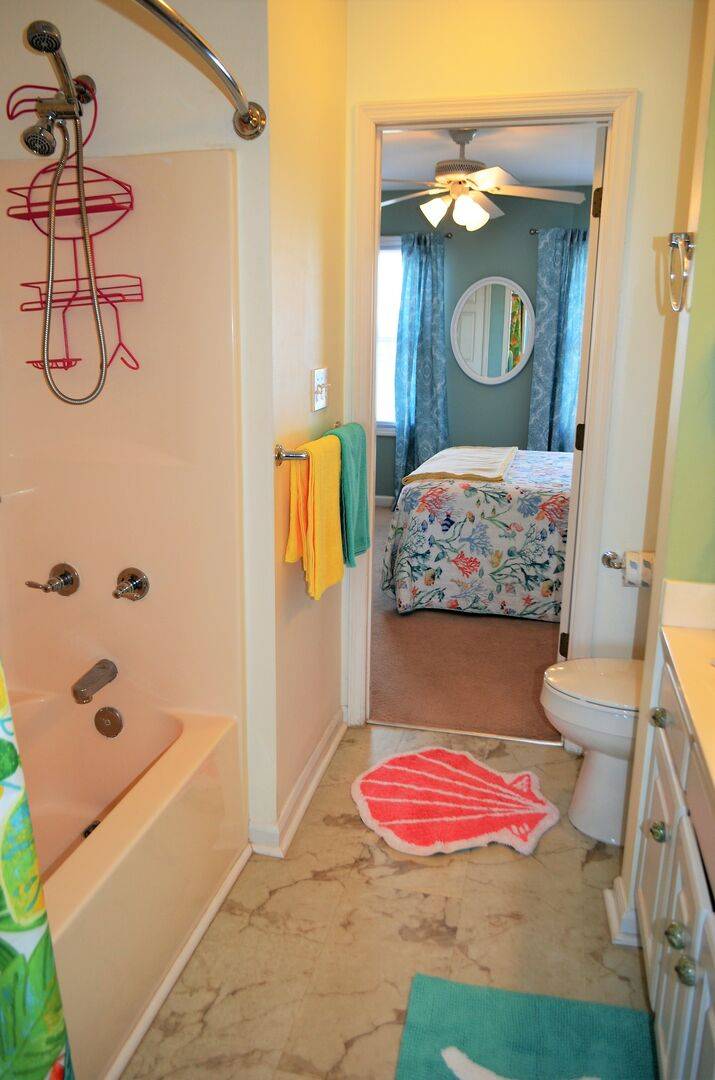 Jack & Jill Bath has a shower/tub combo Jack & Jill Bath has a shower/tub combo