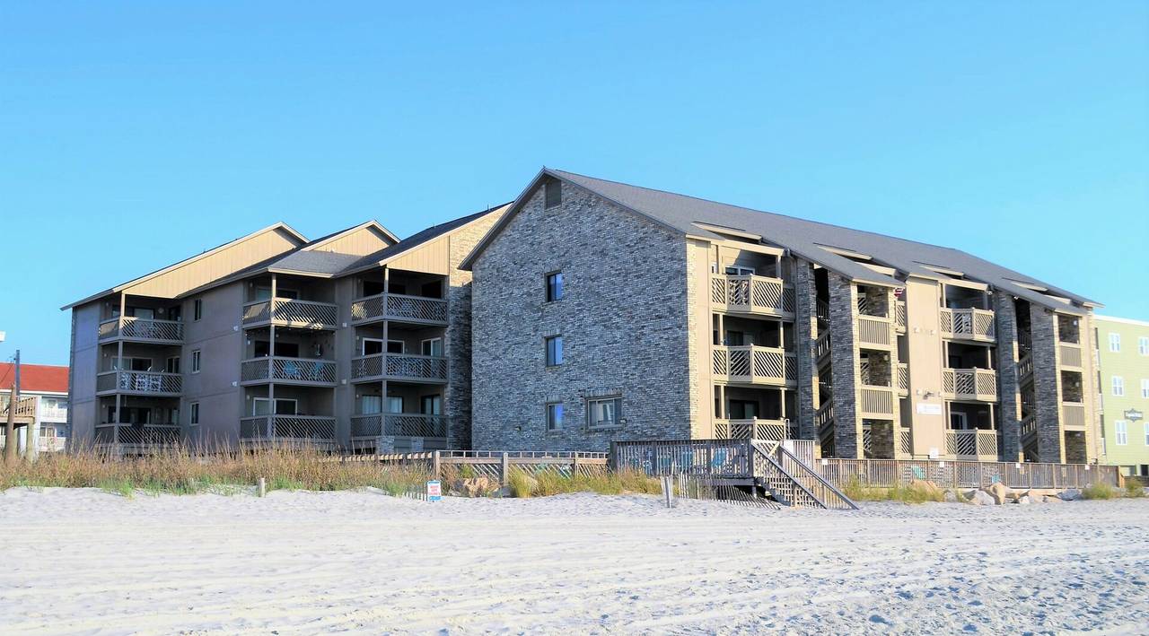 Step down to the sandy shores of Garden City Beach Step down to the sandy shores of Garden City Beach