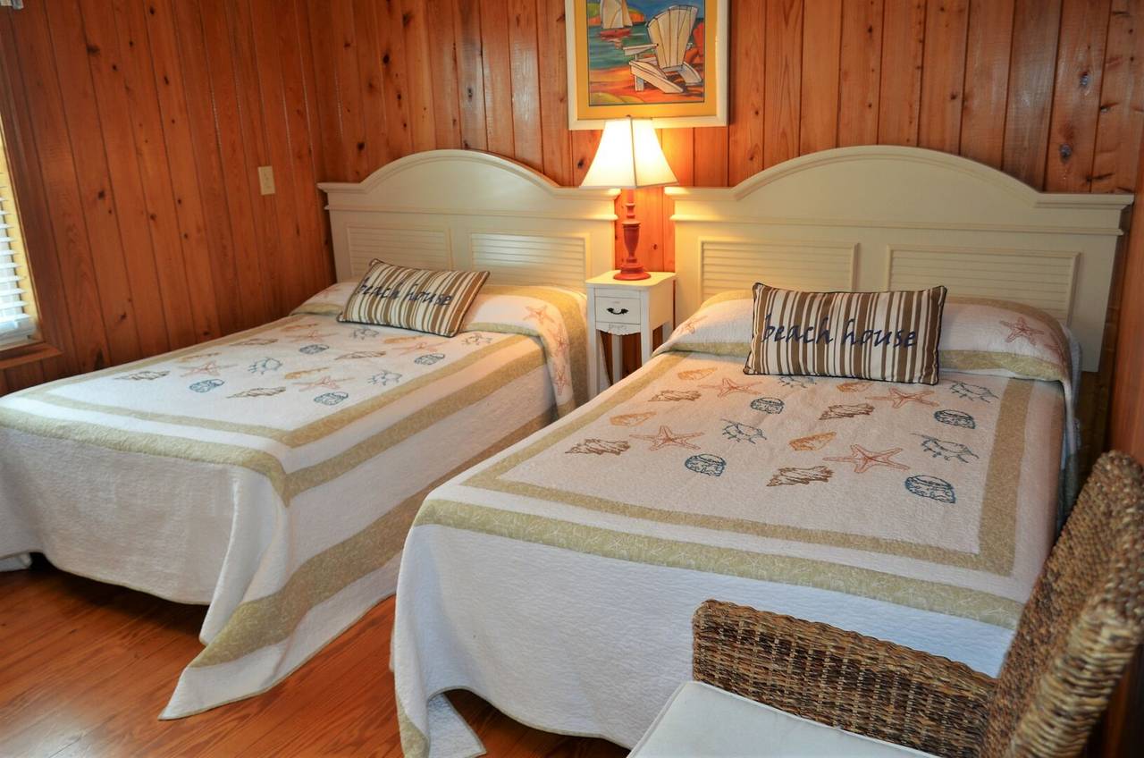 Bedroom 4 - 2 Double Beds Bedroom 4 - 2 Double Beds