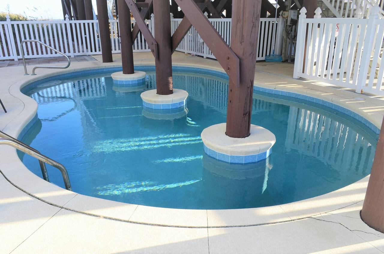 Private pool Private pool