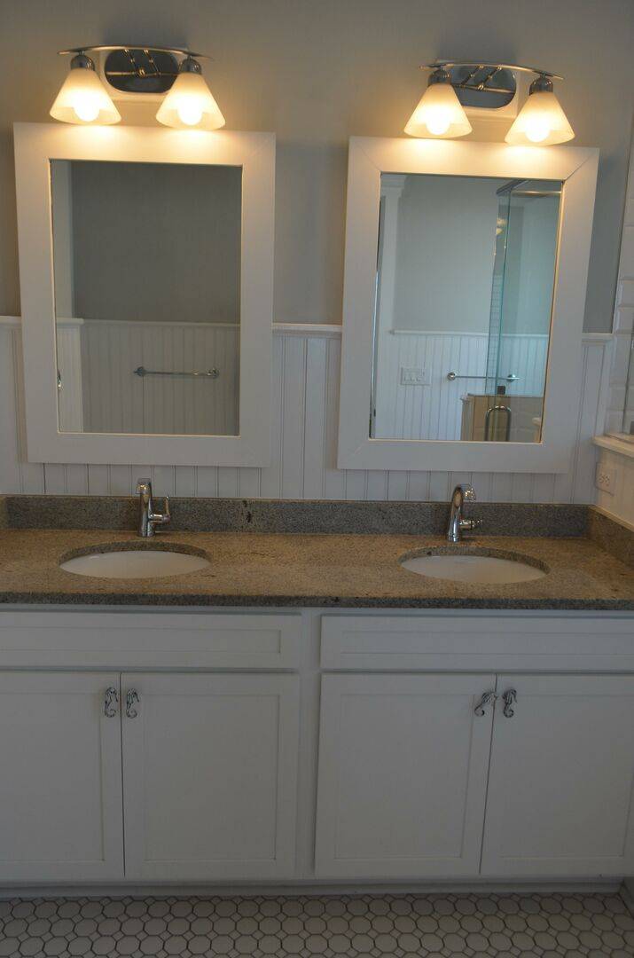 Bedroom 1 double vanity Bedroom 1 double vanity