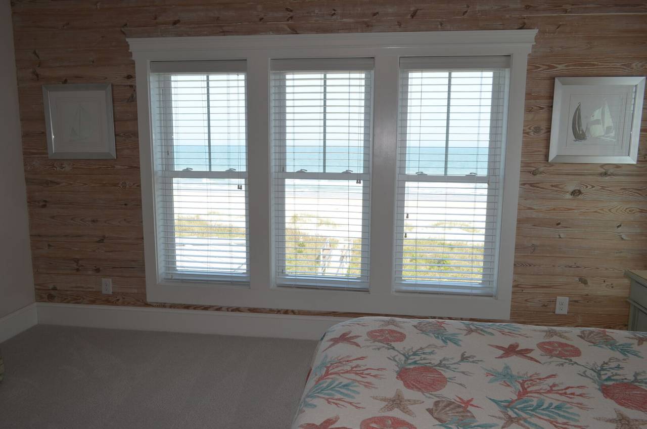 Bedroom 5 ocean views! Bedroom 5 ocean views!