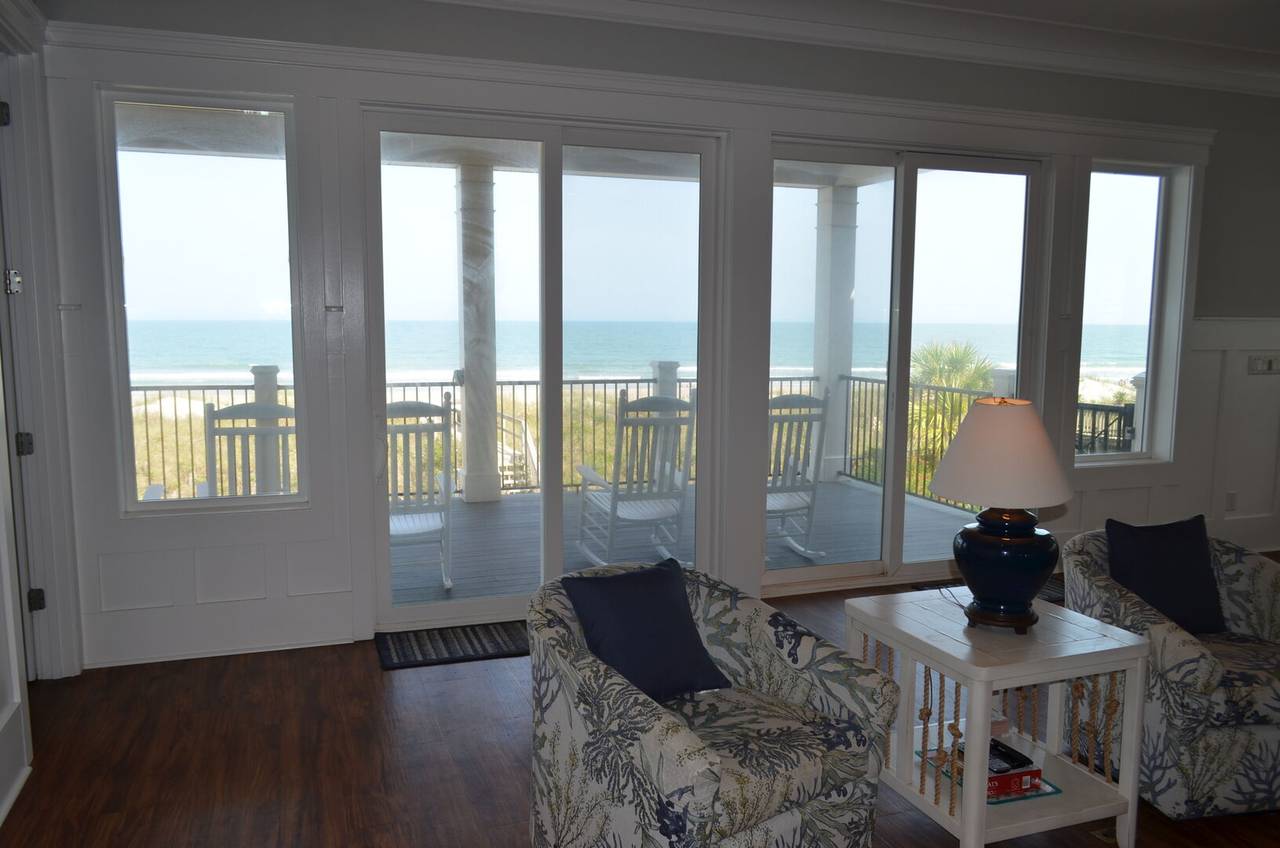 Expansive ocean views! Expansive ocean views!