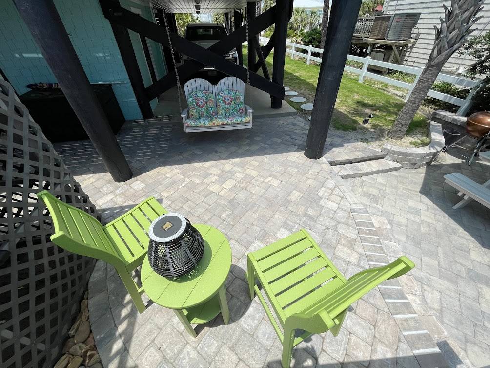 Roomy and lots of seating Roomy and lots of seating