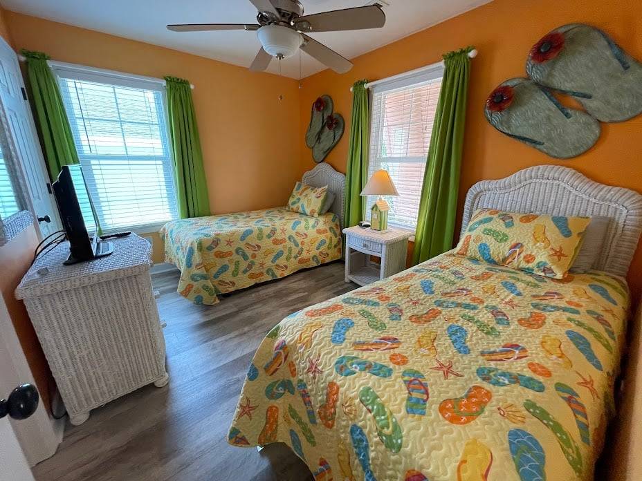 Bedroom 2 up (2 Singles) Bedroom 2 up (2 Singles)