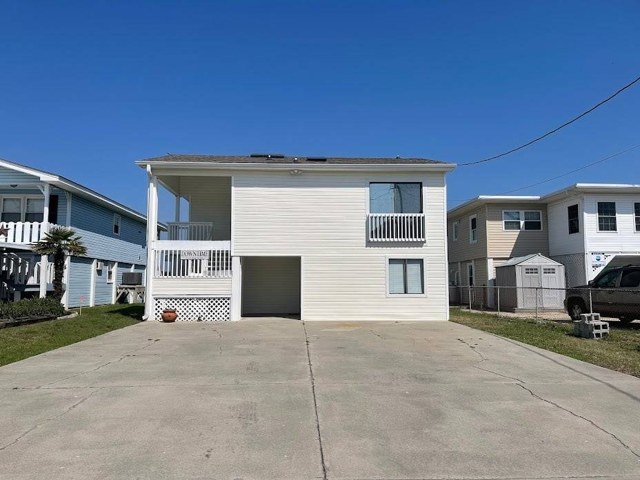 DownTime on the Inlet (Upstairs) DownTime on the Inlet (Upstairs)