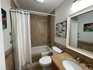 Hallway Bathroom features a single vanity & shower/tub combo. Hallway Bathroom features a single vanity & shower/tub combo.