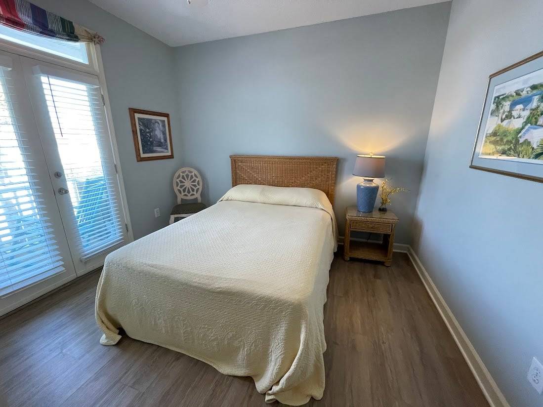 Bedroom 1 down - Queen Bedroom 1 down - Queen