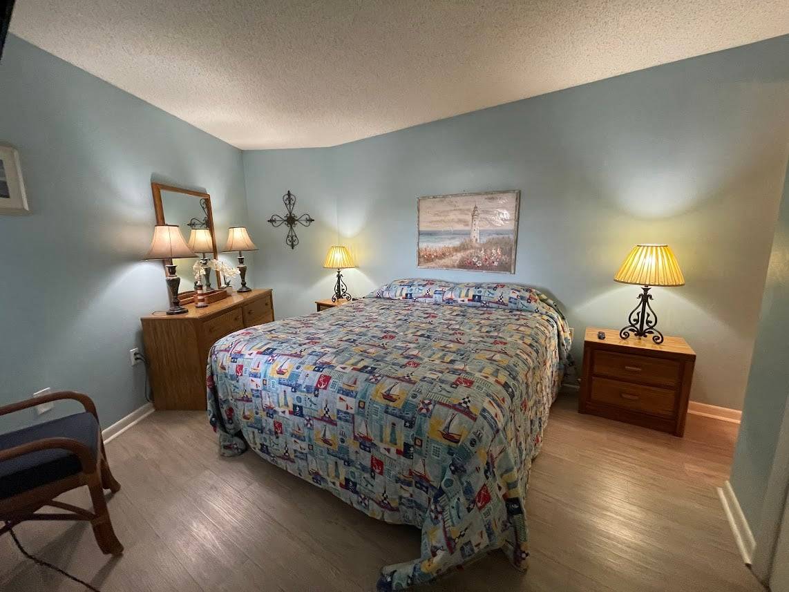 Bedroom is streetside (King) Bedroom is streetside (King)