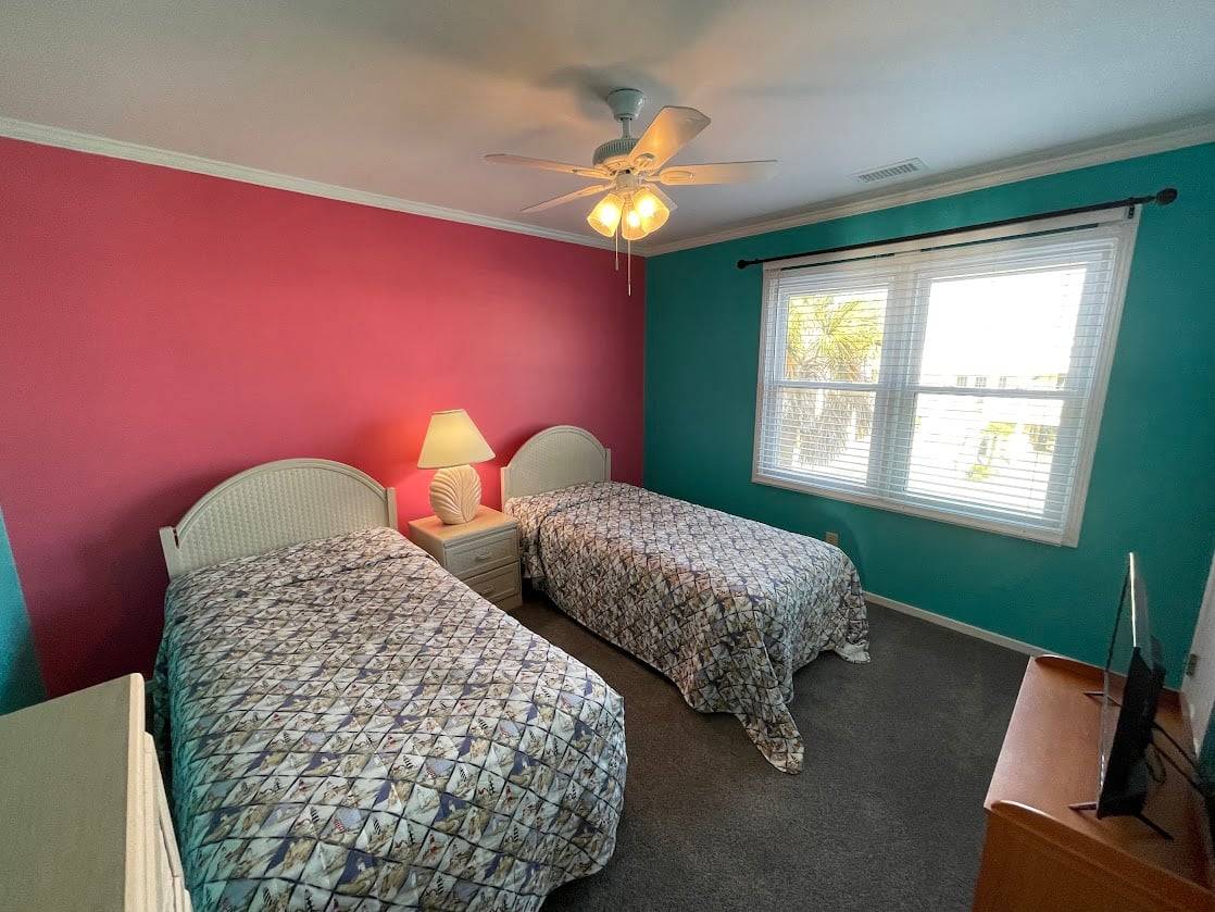 Bedroom 1 ~ 2 Singles Bedroom 1 ~ 2 Singles