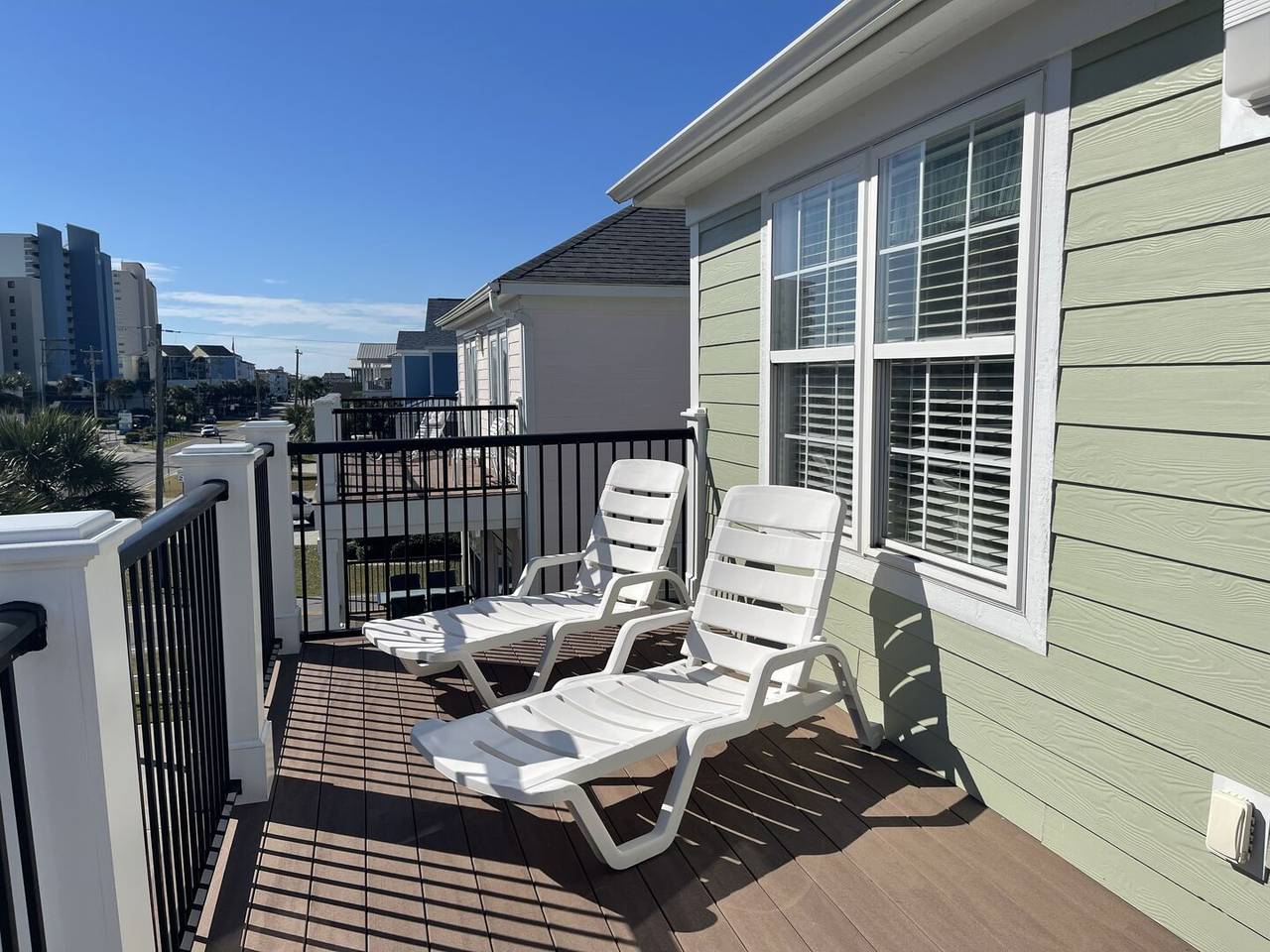 Balcony for Lounging Balcony for Lounging