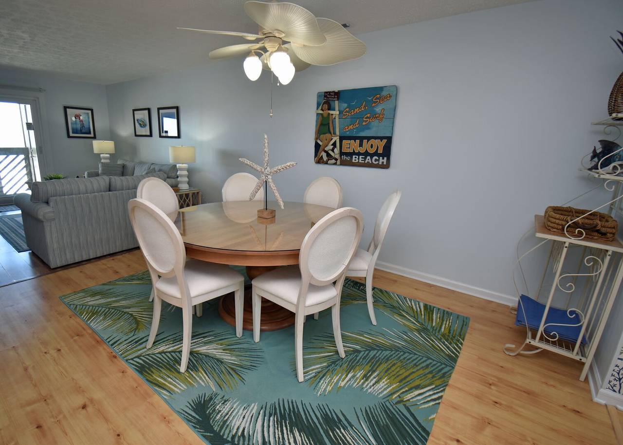 Dining table for 6 Dining table for 6