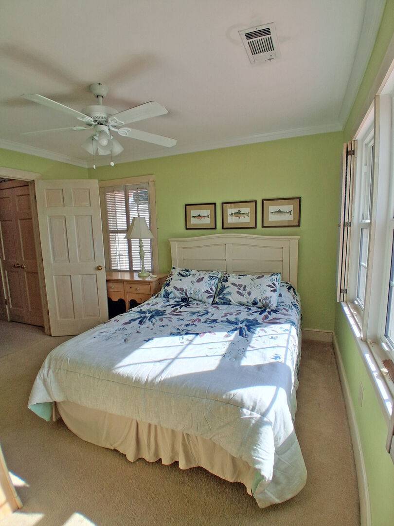 Bedroom 5 Upstairs
1 Queen Bed Bedroom 5 Upstairs
1 Queen Bed