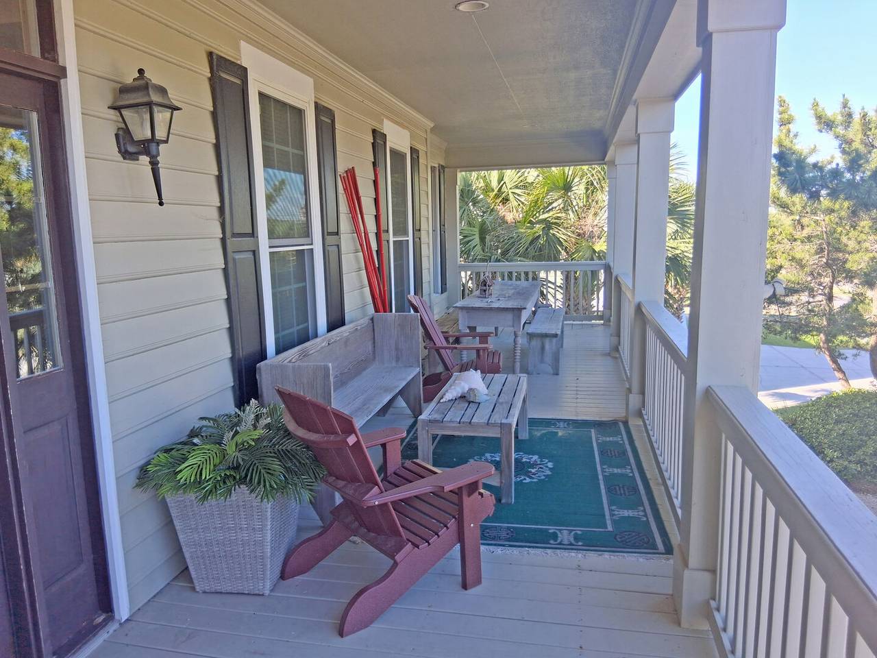 Streetside covered porch Streetside covered porch