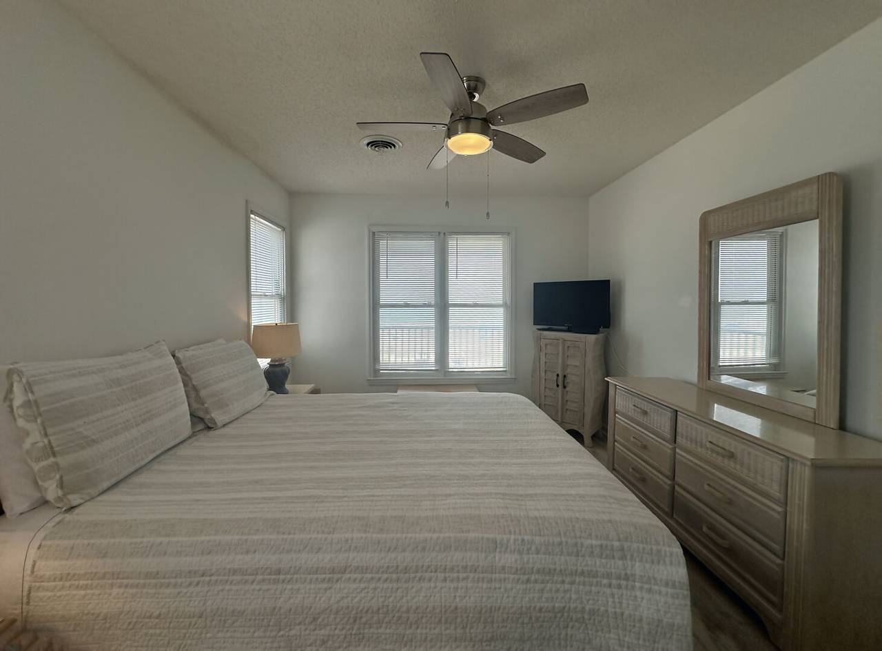 Wake up to ocean views! Wake up to ocean views!