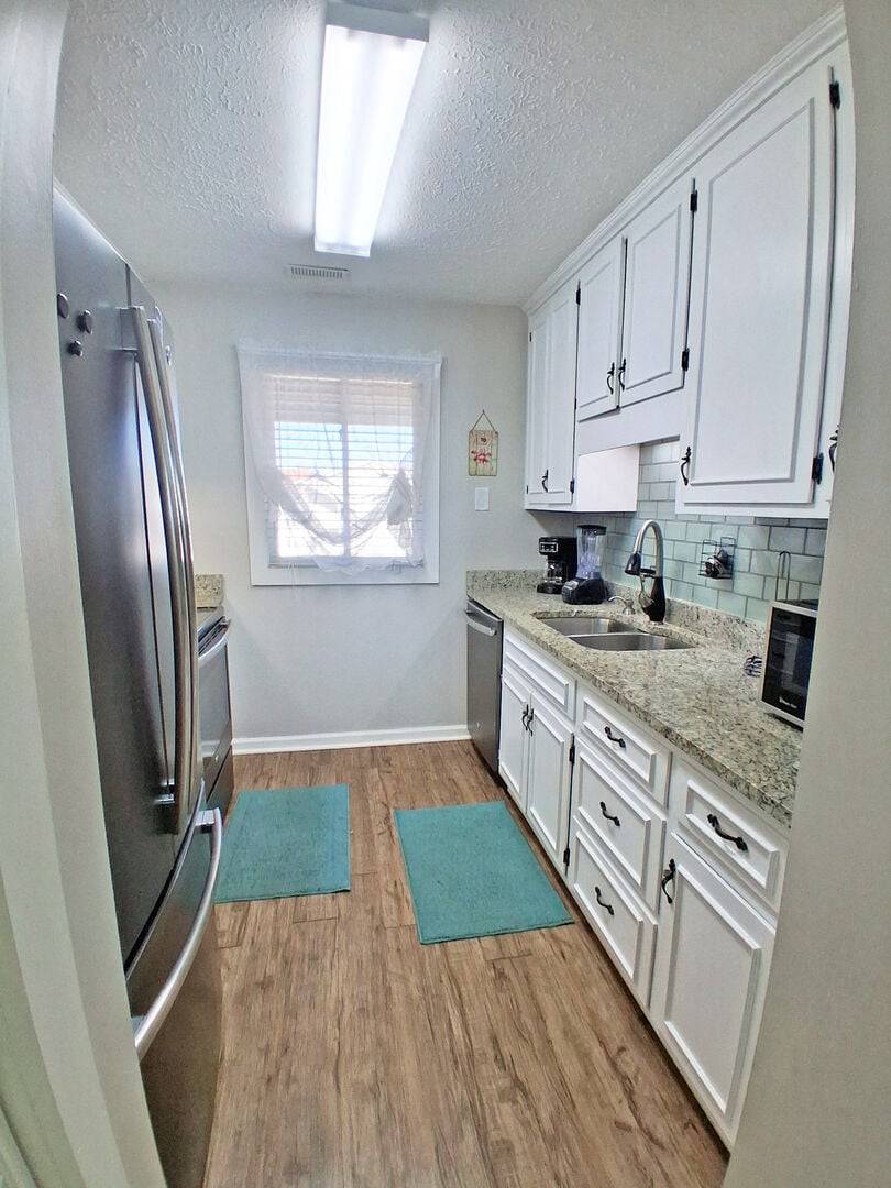 A fully equipped kitchen. A fully equipped kitchen.