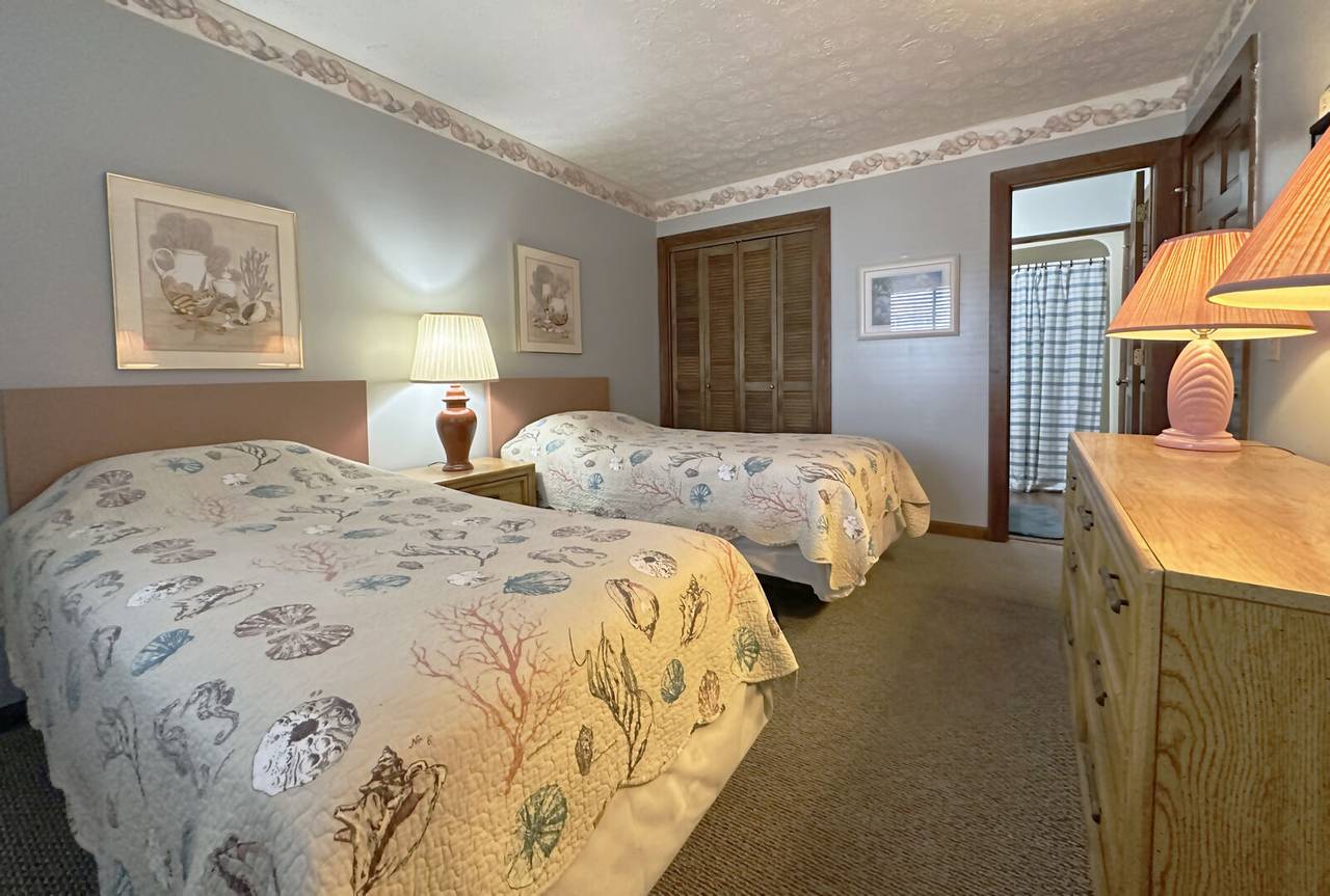 Hall Bath Access Hall Bath Access