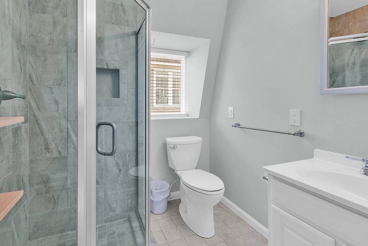 Bedroom 2 Bath Bedroom 2 Bath