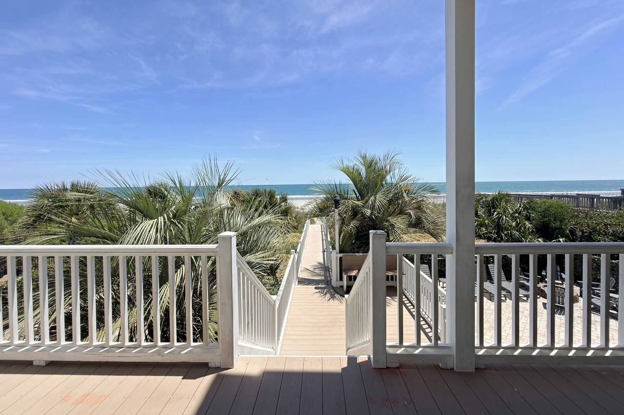 Wonderful ocean views! Wonderful ocean views!