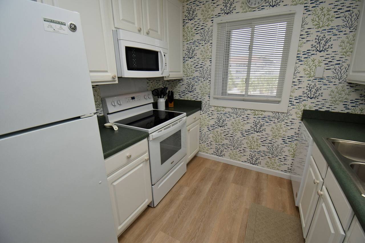Fully Equipped Kitchen Fully Equipped Kitchen