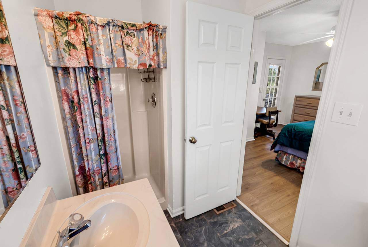 Walk-In Shower Walk-In Shower