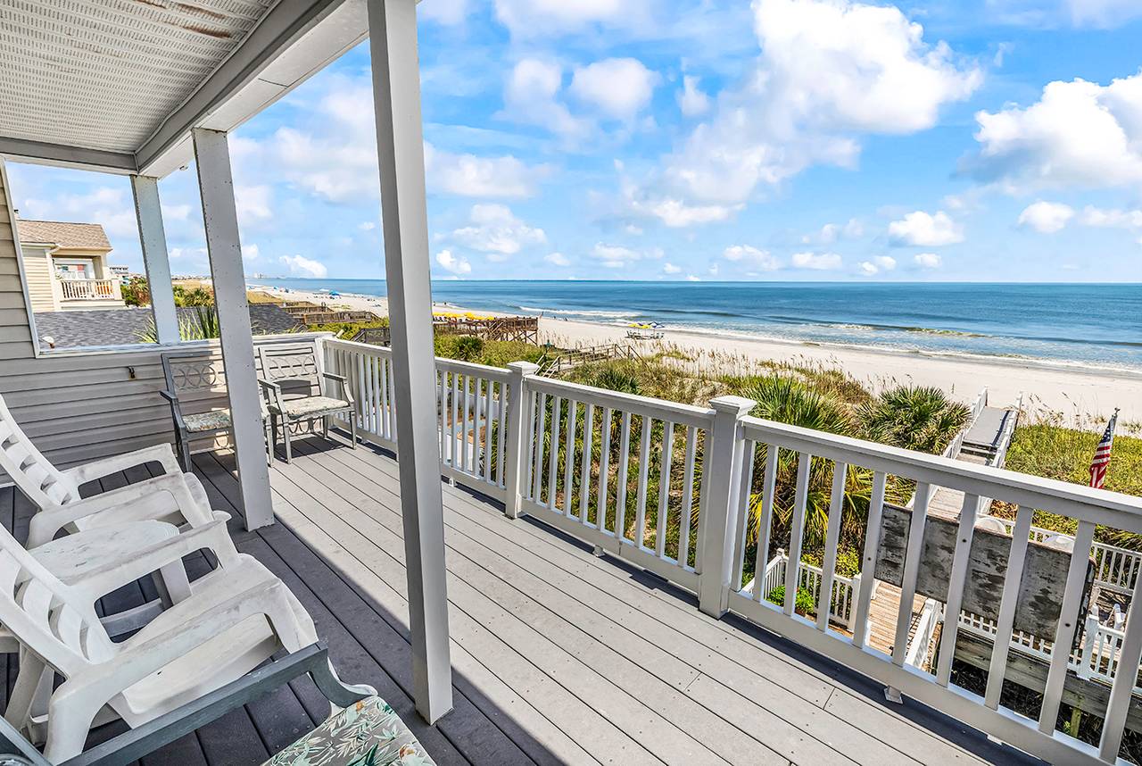 Feel the ocean breeze! Feel the ocean breeze!