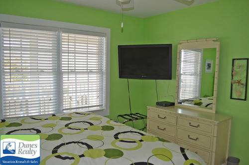 Bedroom 1 view 2 Bedroom 1 view 2