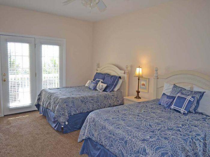 Downstairs Bedroom 3 - 2 Queen Beds Downstairs Bedroom 3 - 2 Queen Beds