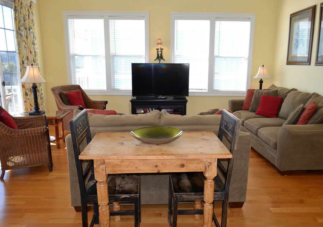 Extra Table for Puzzles & Games! Extra Table for Puzzles & Games!