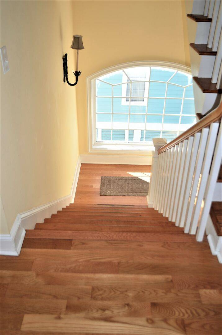 Stairway to Second Floor Stairway to Second Floor