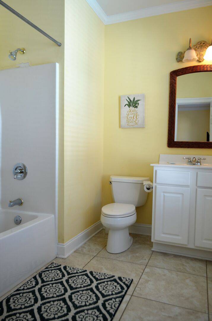 Bedroom 4 Bathroom with Shower/Tub Combo Bedroom 4 Bathroom with Shower/Tub Combo