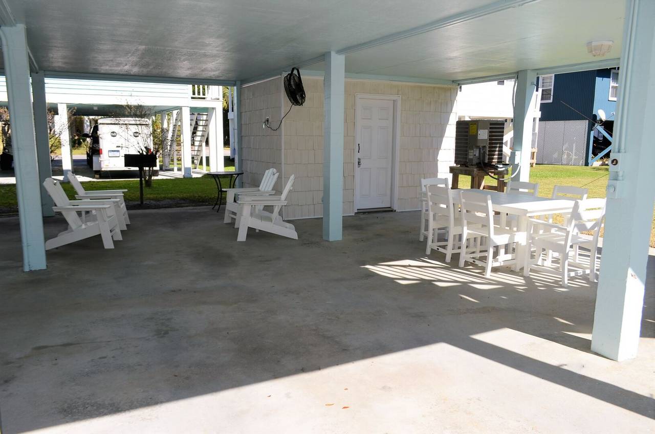 Spacious area underneath home for outdoor dining, Spacious area underneath home for outdoor dining,
