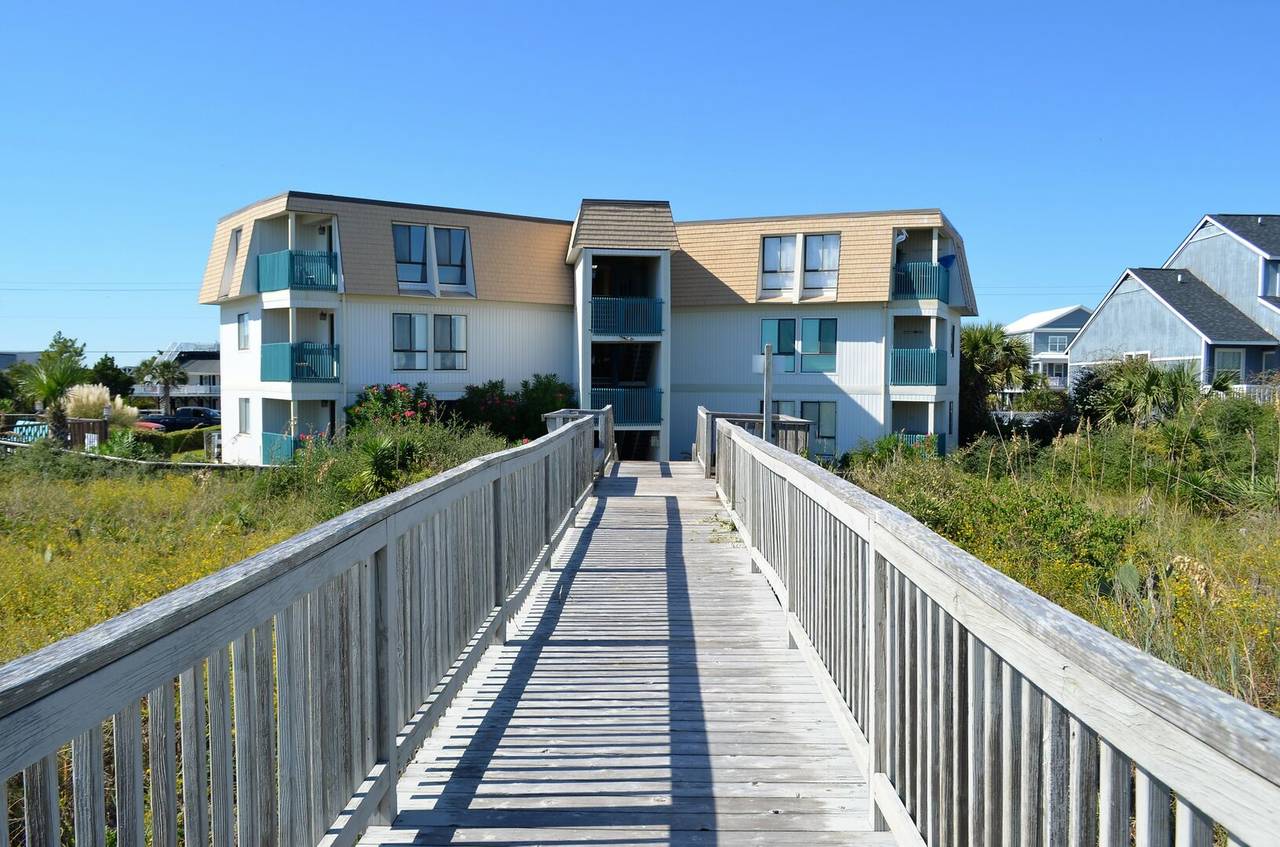 Beach Side Exterior Beach Side Exterior