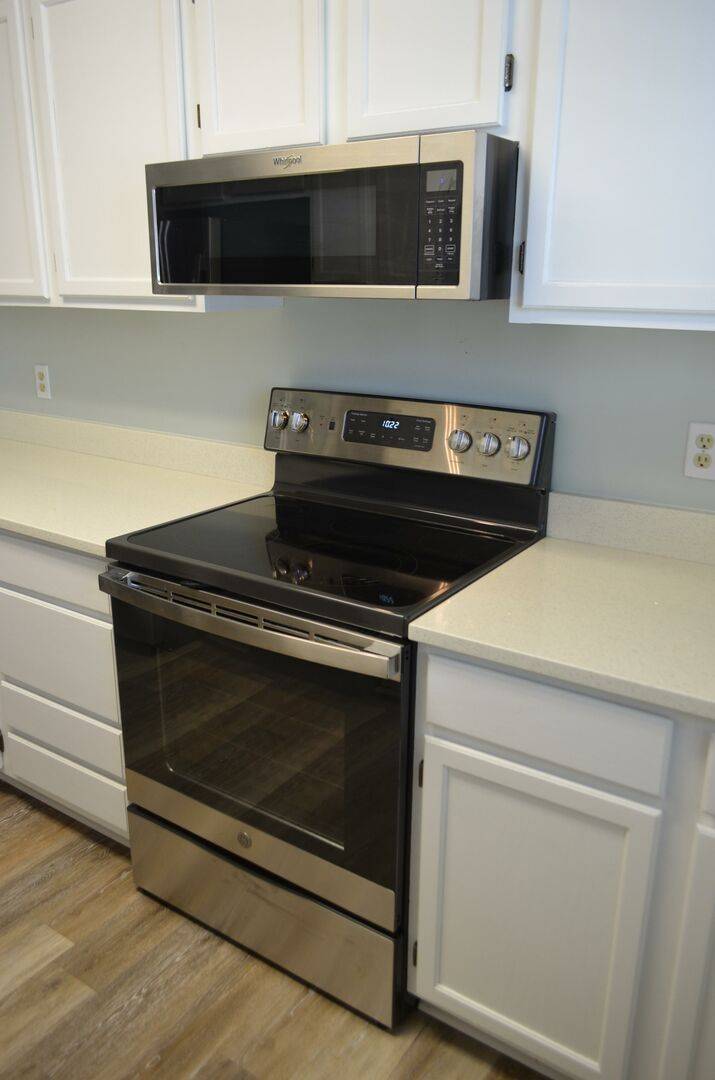 Fully Equipped Kitchen Fully Equipped Kitchen